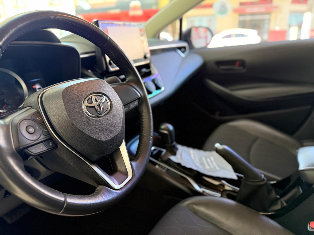 Toyota Corolla Prata