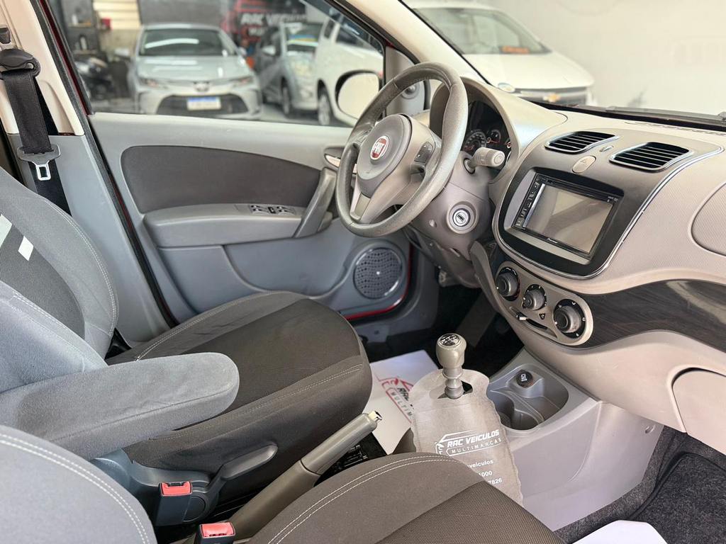 Fiat Grand Siena Vermelho