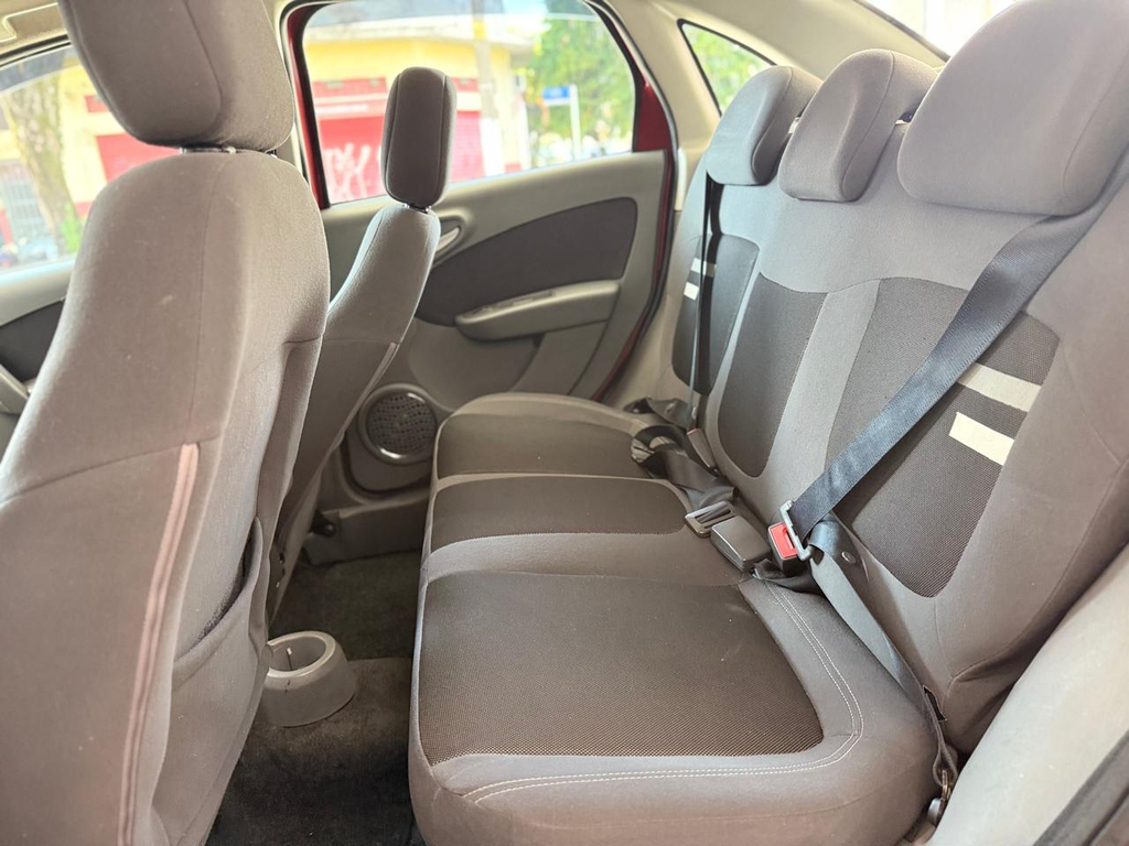 Fiat Grand Siena Vermelho