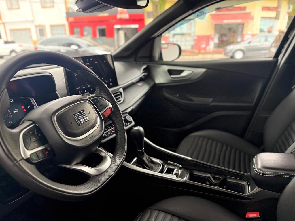 Fiat FASTBACK Preto