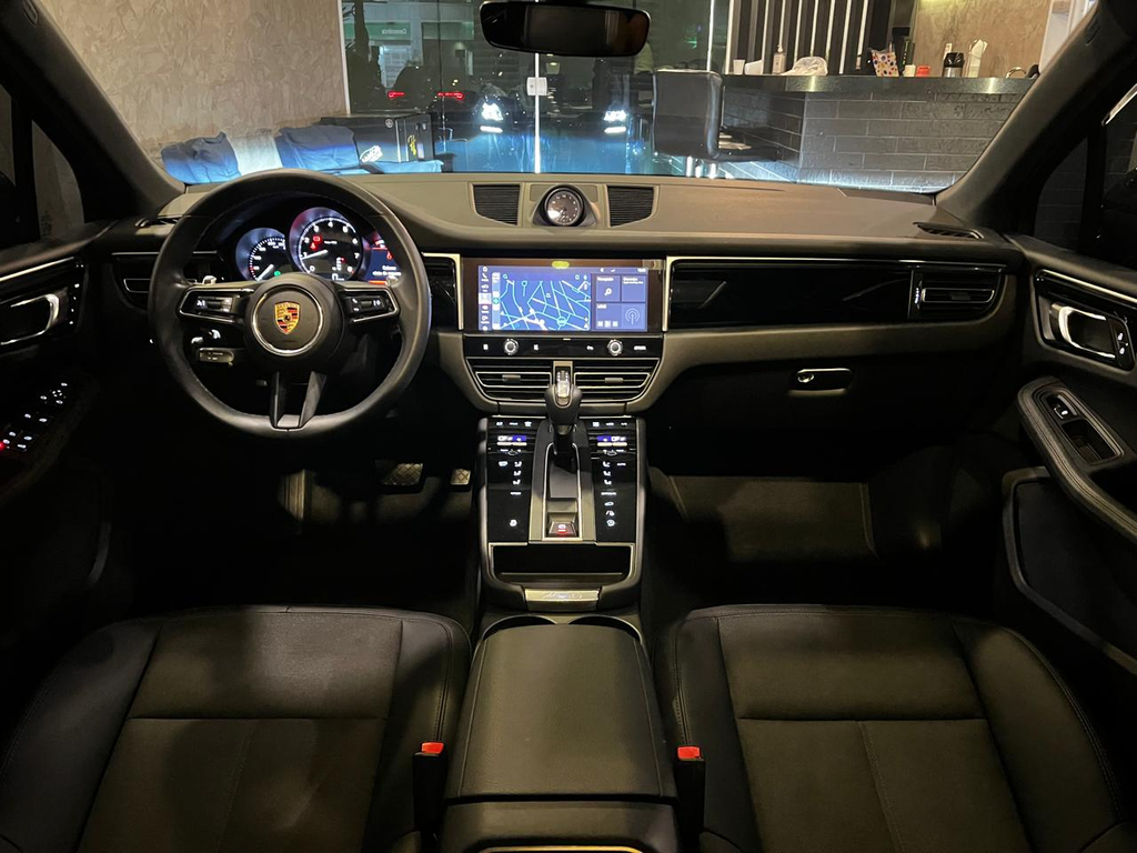 Porsche Macan Preto
