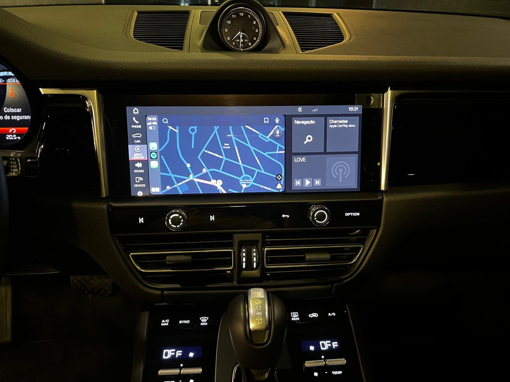 Porsche Macan Preto