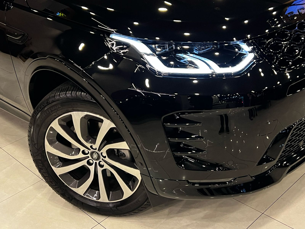 Land Rover Discovery Sport Preto