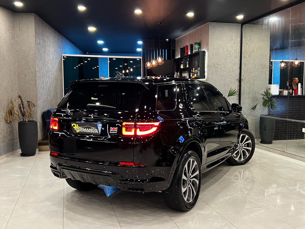 Land Rover Discovery Sport Preto