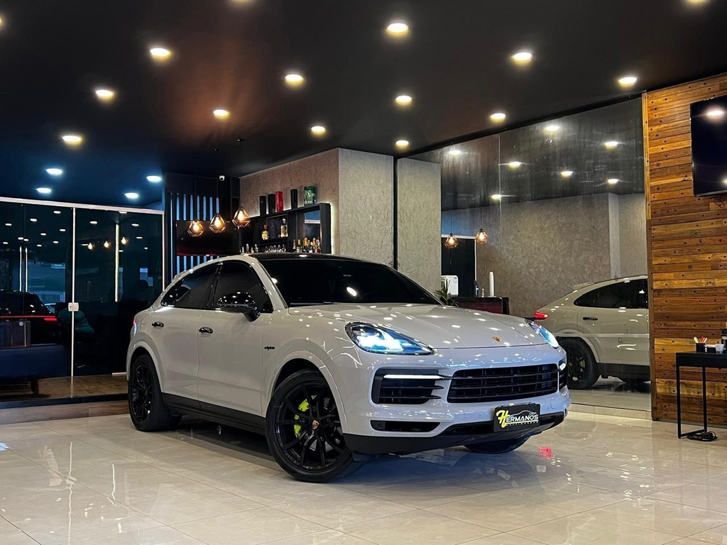 Porsche Cayenne Cinza