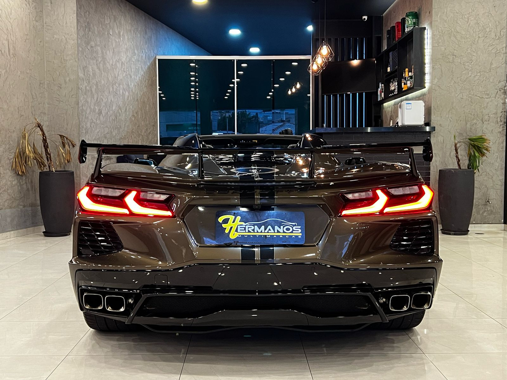 Chevrolet Corvette Marrom