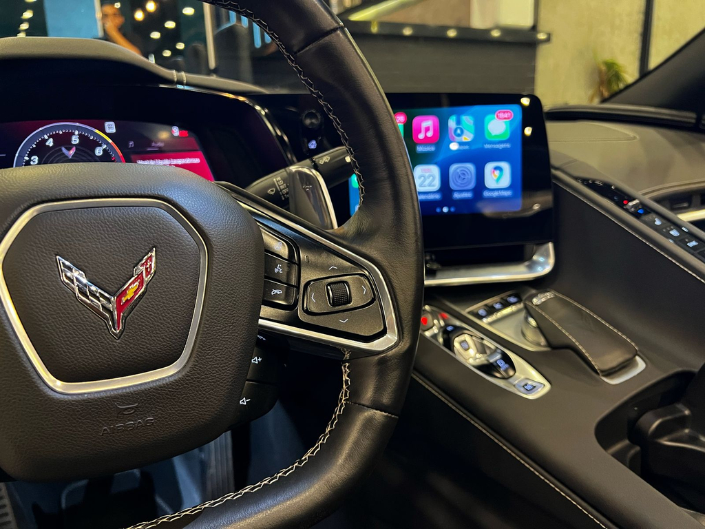 Chevrolet Corvette Marrom