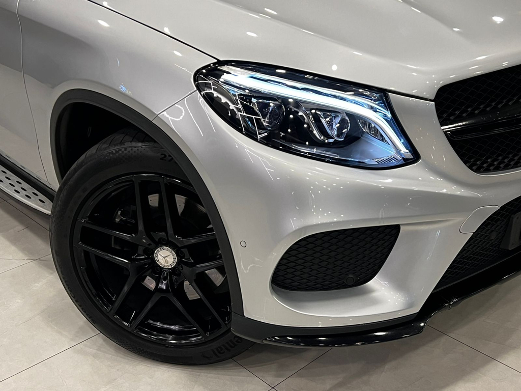 Mercedes Benz GLE-400 Prata