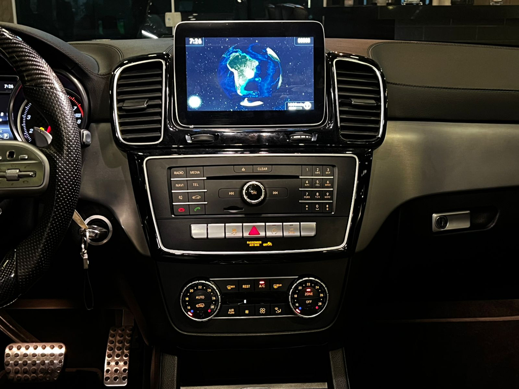 Mercedes Benz GLE-400 Prata