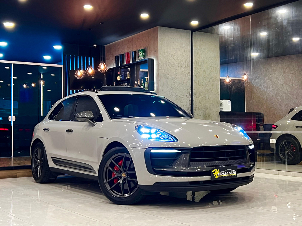 Porsche Macan Cinza