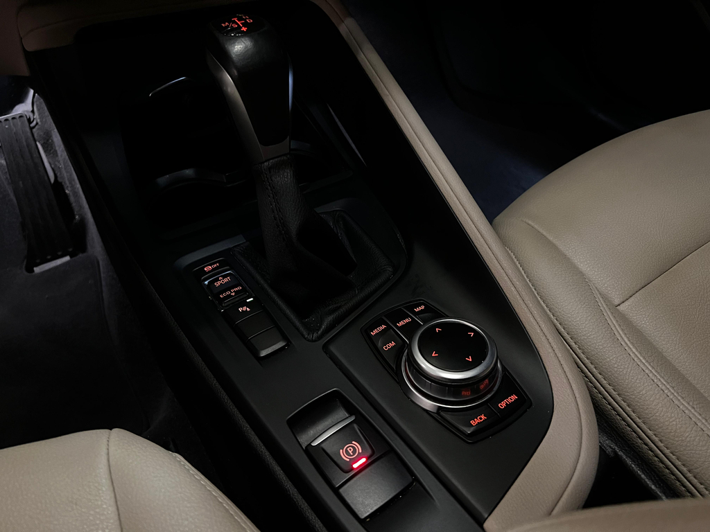 BMW X1 Preto