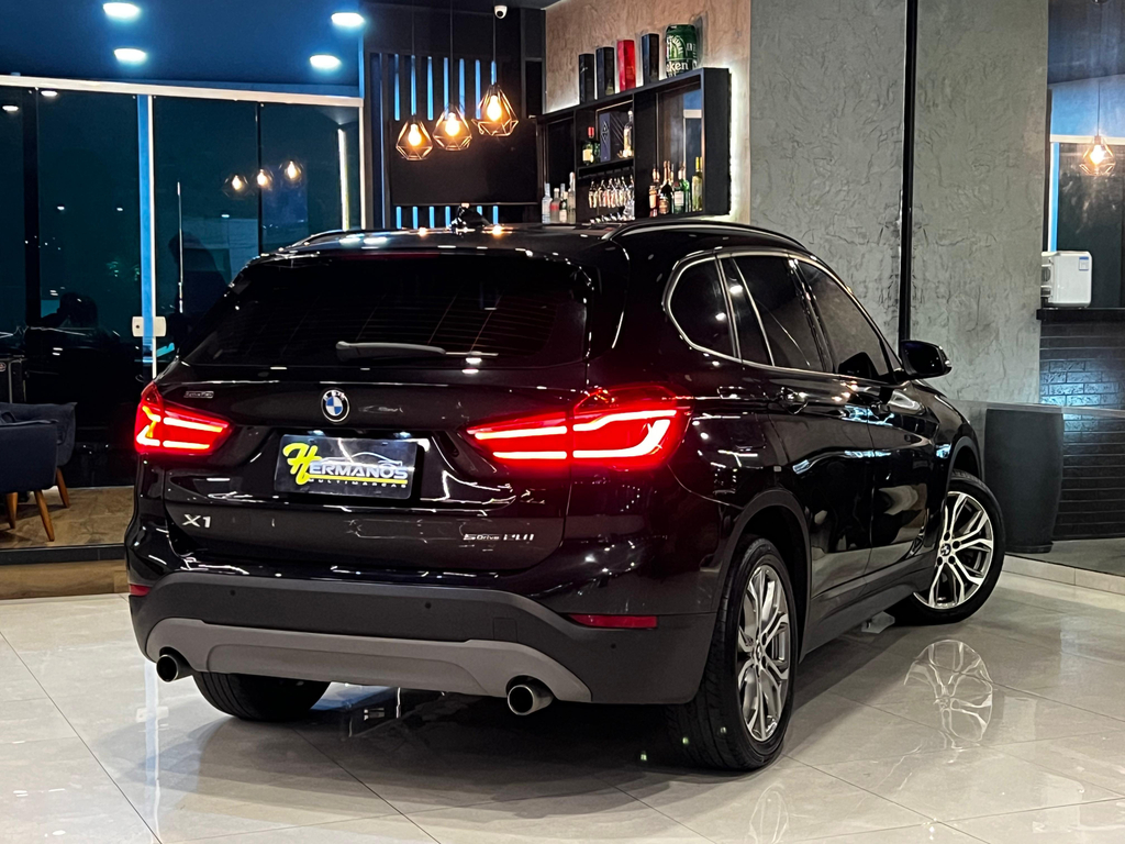 BMW X1 Preto