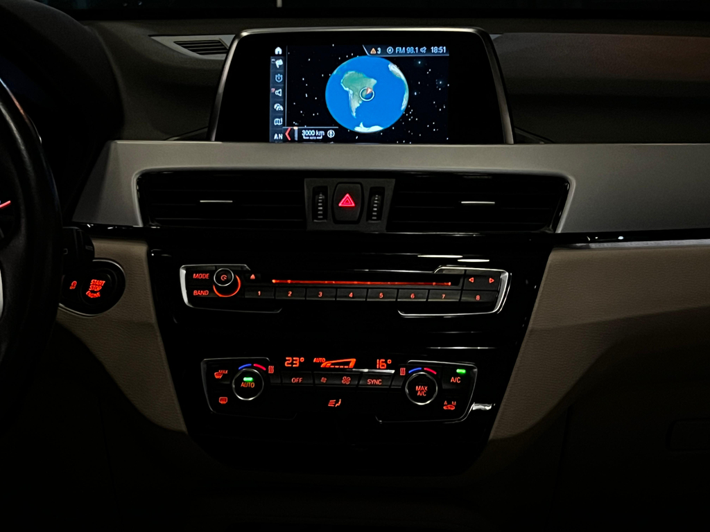 BMW X1 Preto
