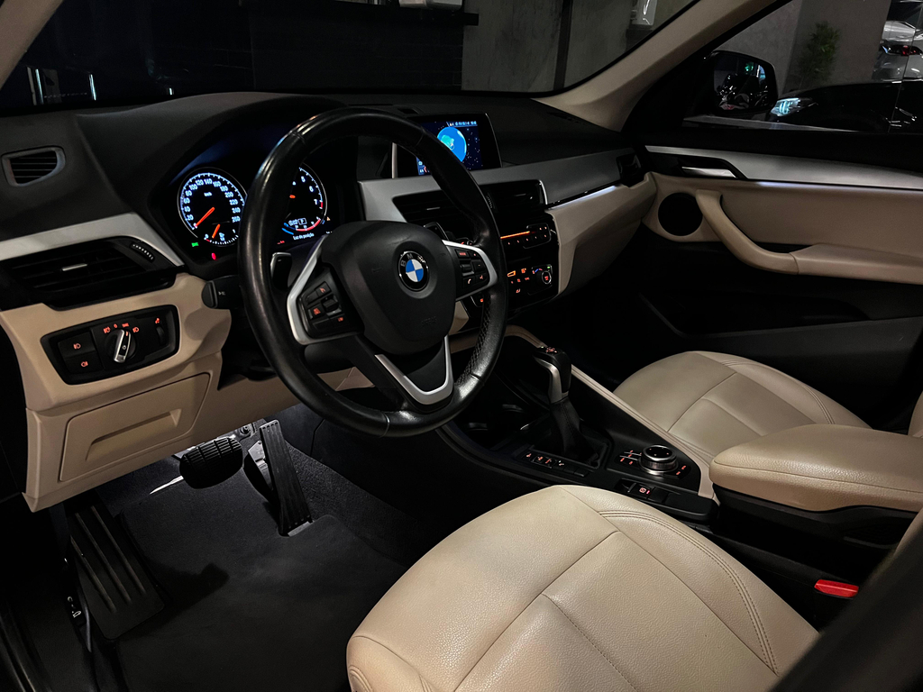 BMW X1 Preto
