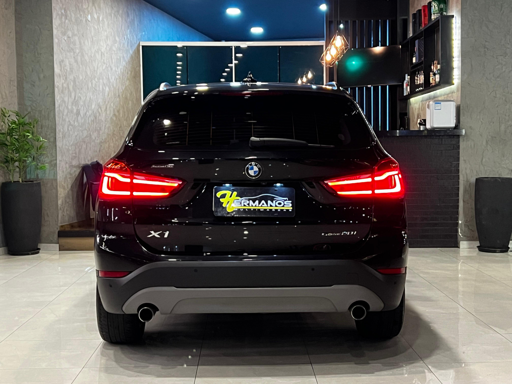 BMW X1 Preto