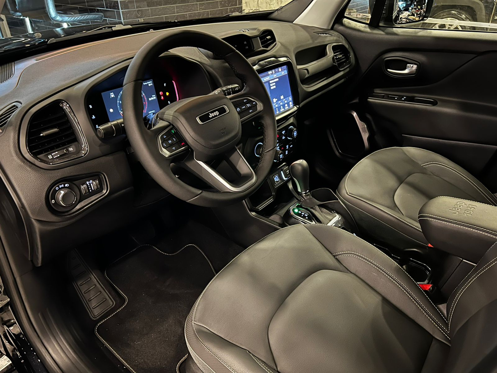 Jeep Renegade Preto
