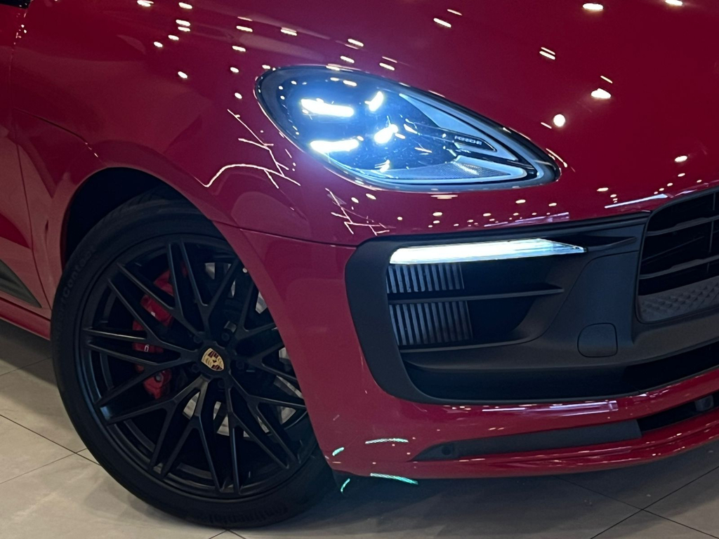 Porsche Macan Vermelho