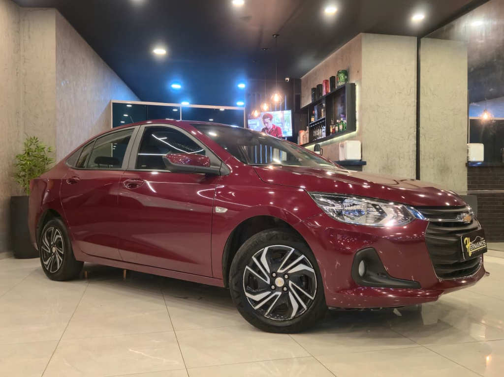 Chevrolet Onix Vermelho