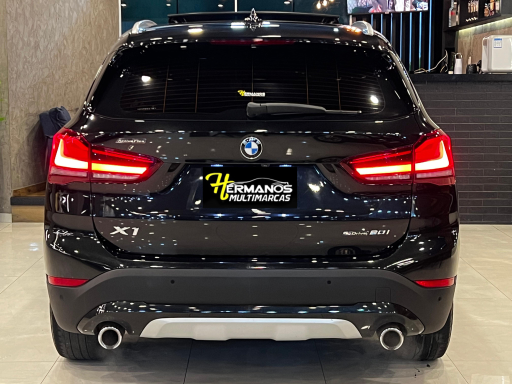 BMW X1 Preto