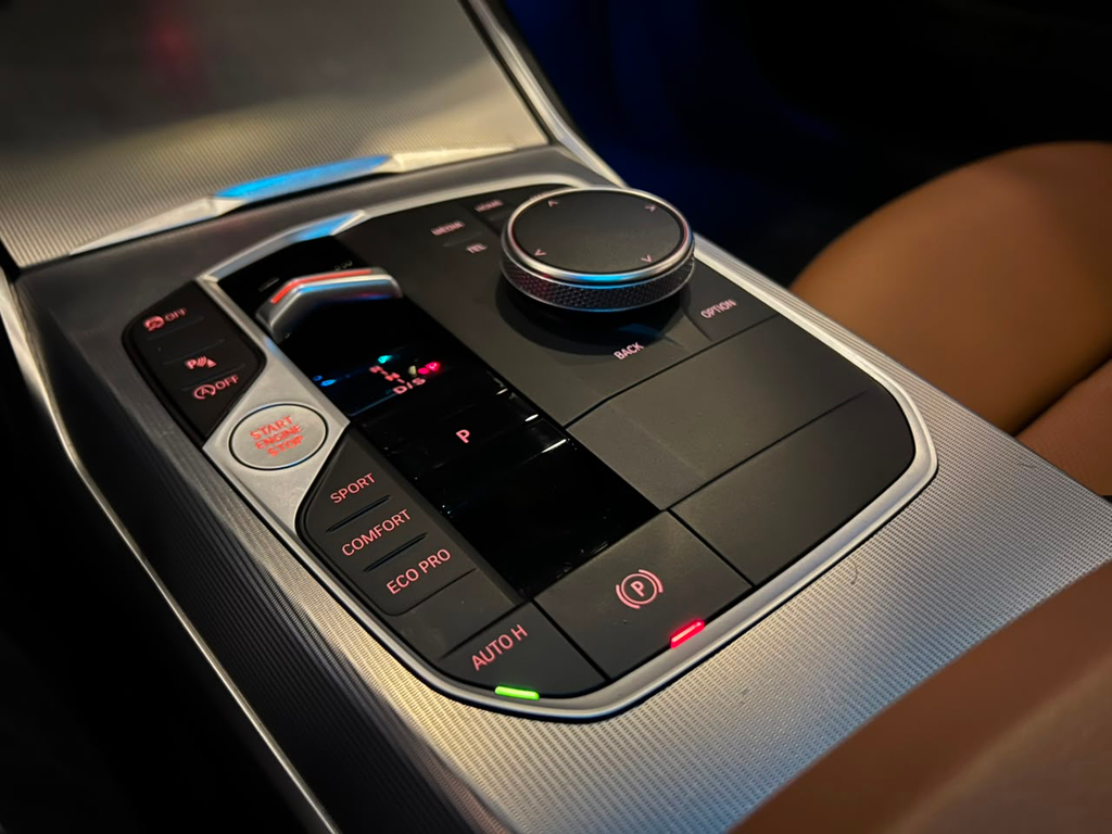 BMW Série 3 Azul