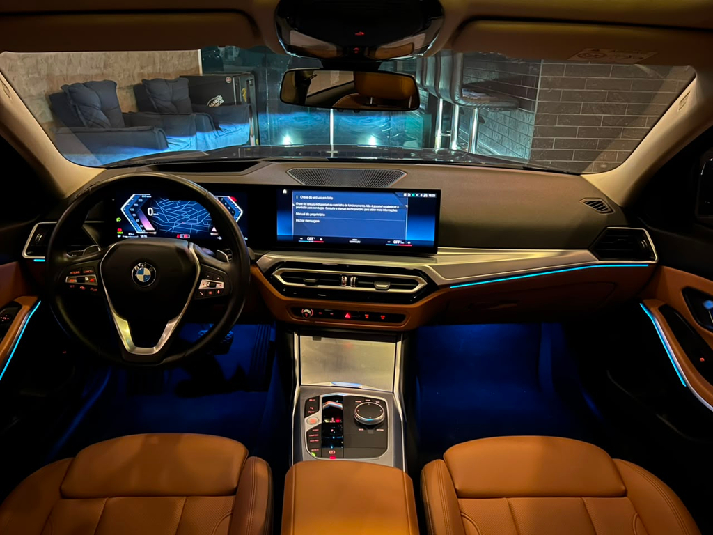 BMW Série 3 Azul