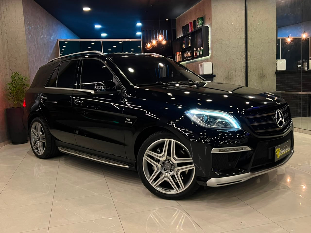 Mercedes Benz ML-63 AMG Preto