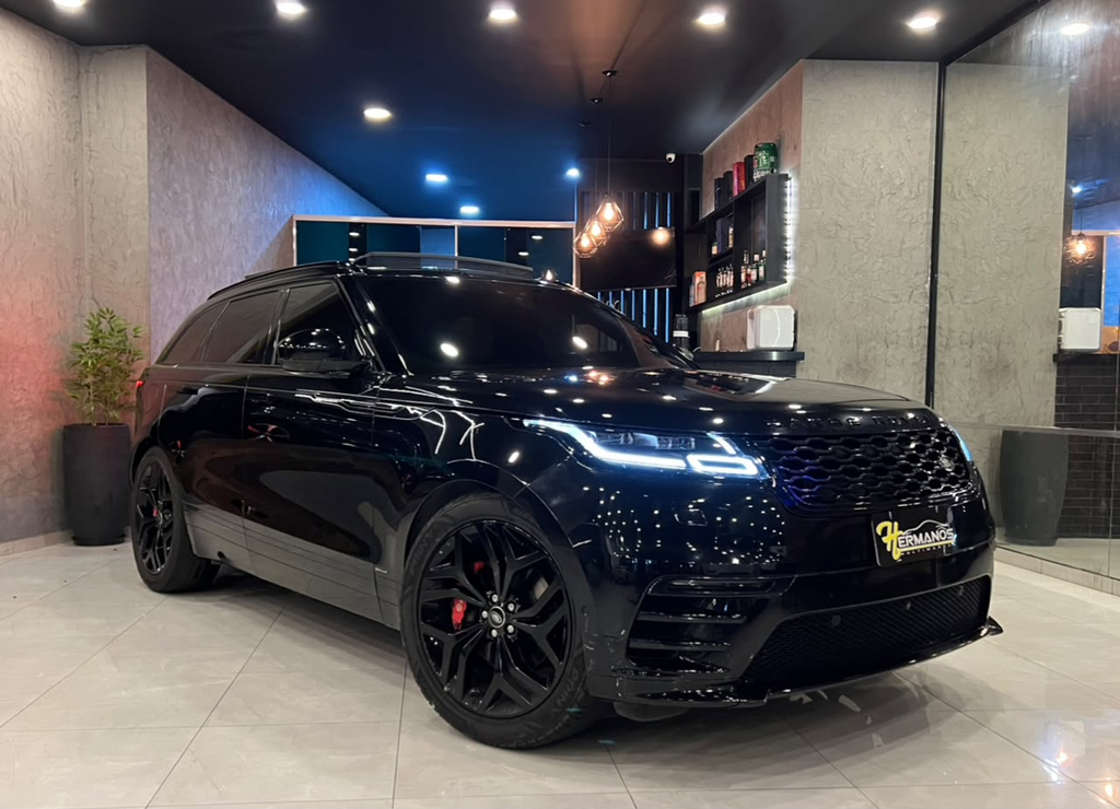 Land Rover Range Rover Velar Preto
