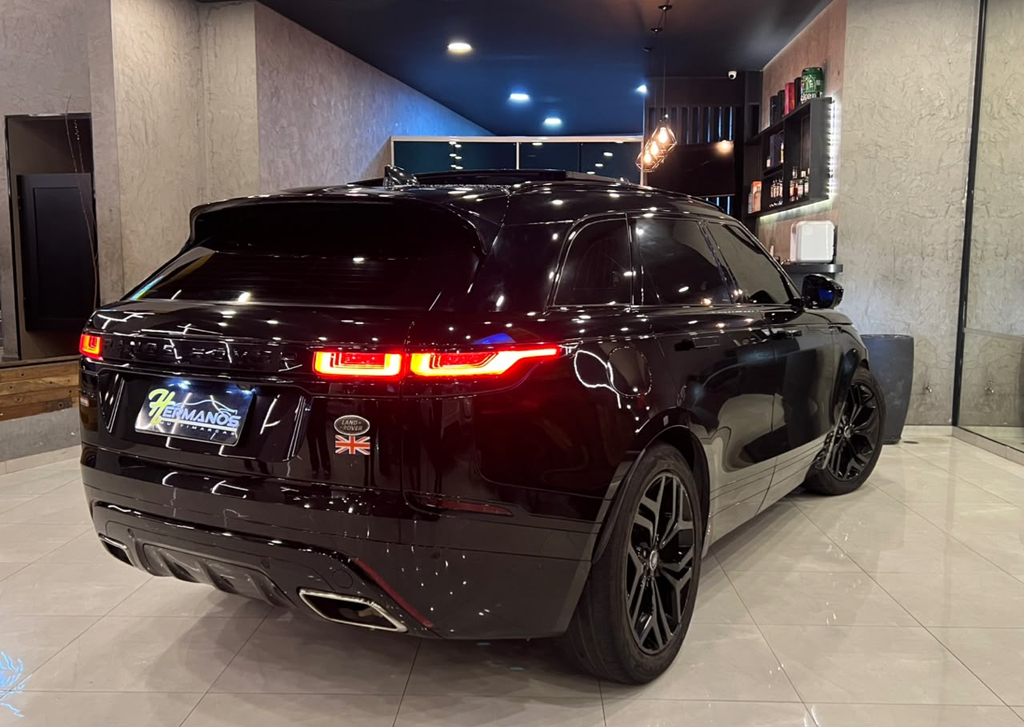 Land Rover Range Rover Velar Preto