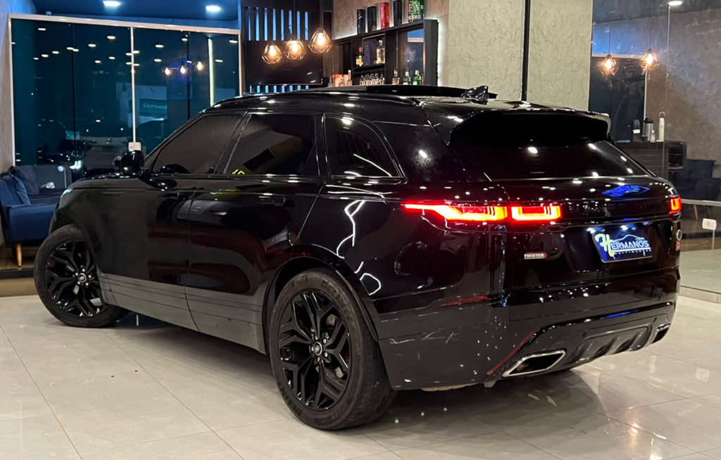 Land Rover Range Rover Velar Preto