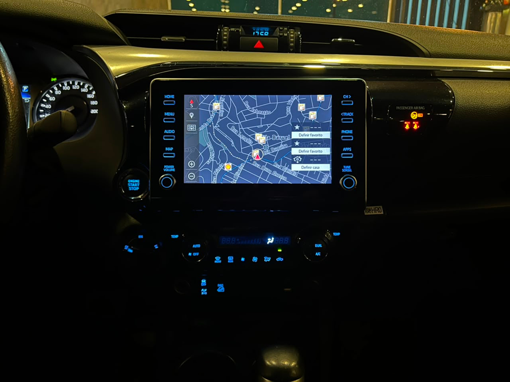 Toyota Hilux Cabine Dupla Cinza