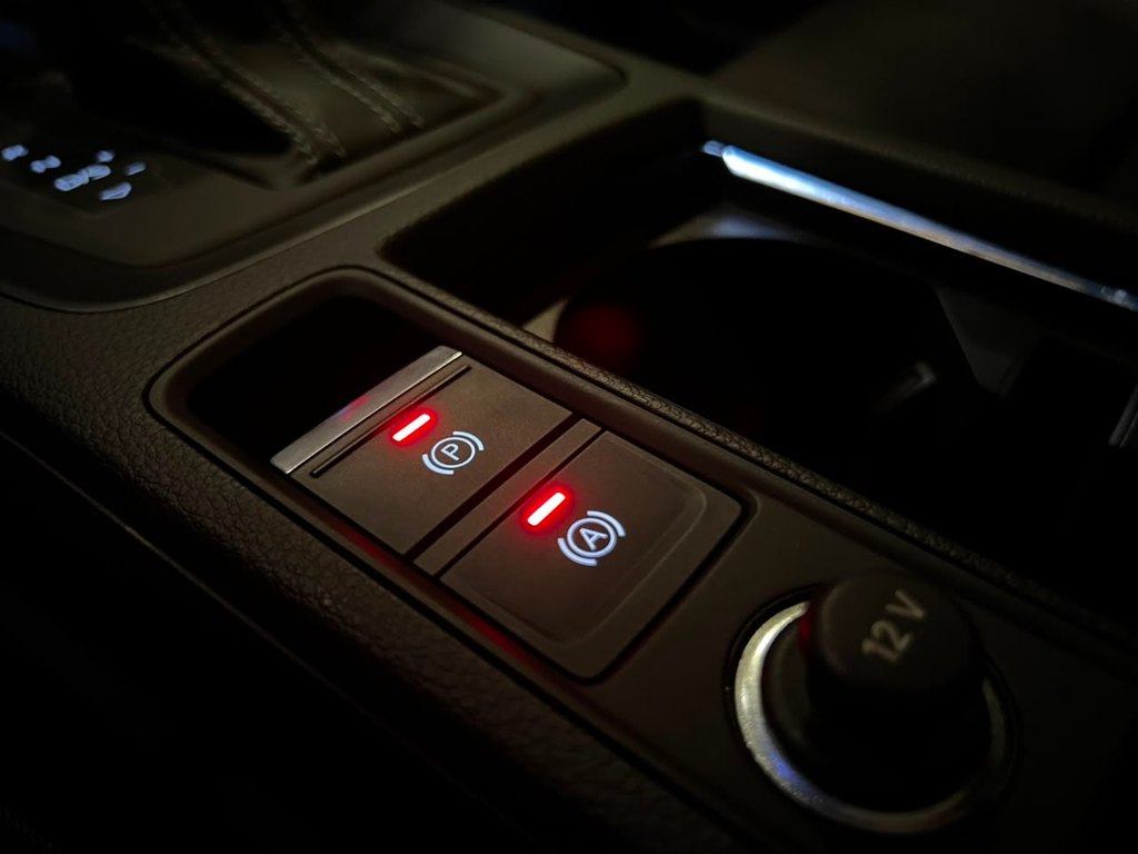 Audi Q3 Cinza