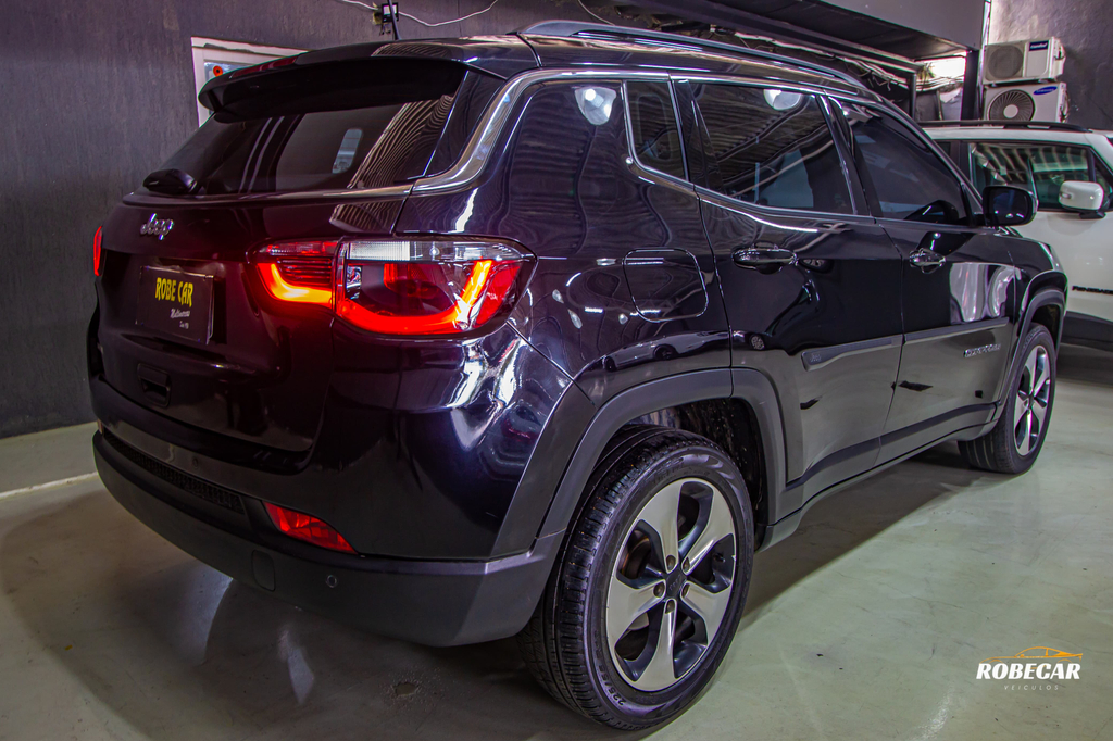 Jeep Compass Preto