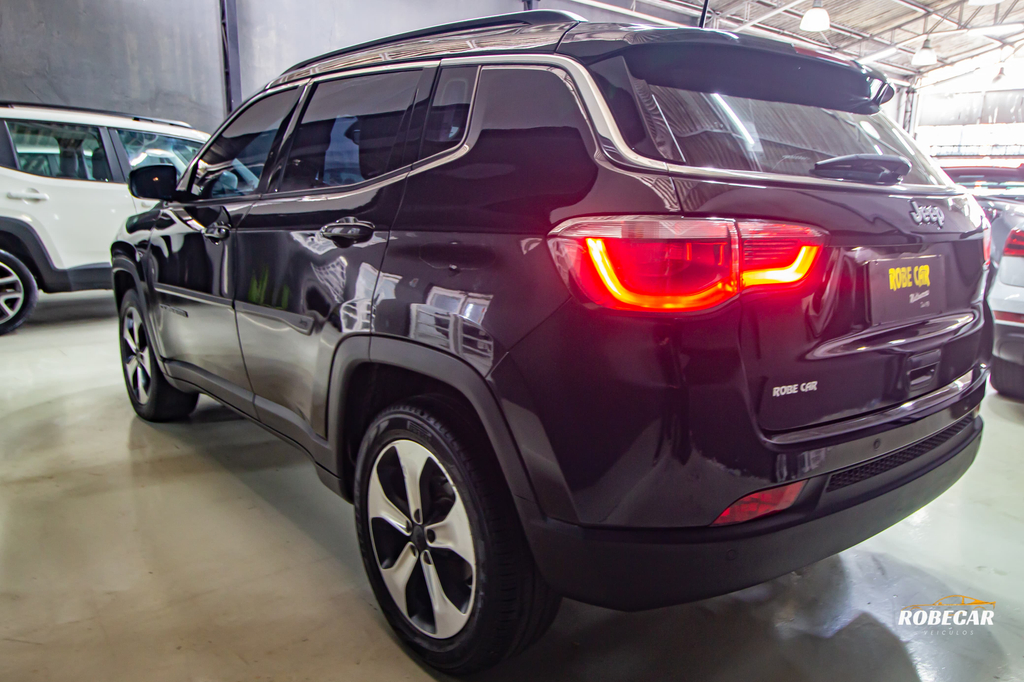 Jeep Compass Preto