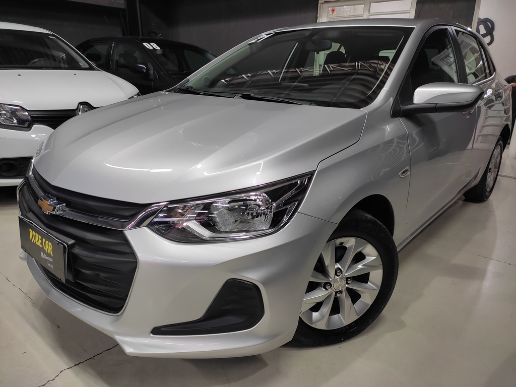 Chevrolet Onix Prata