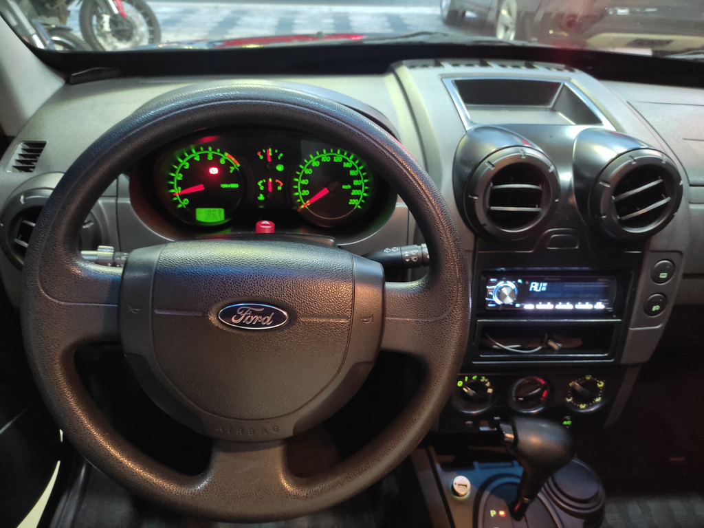 Ford EcoSport Preto