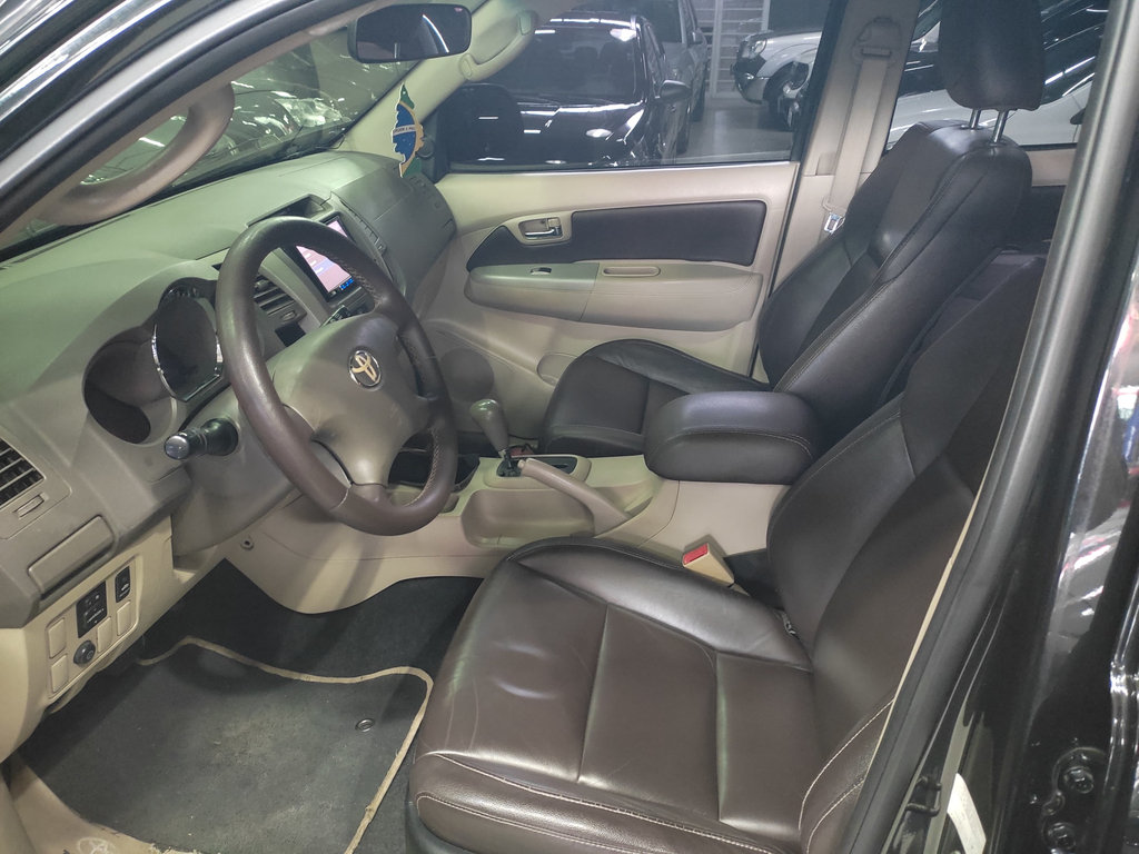 Toyota SW4 Preto