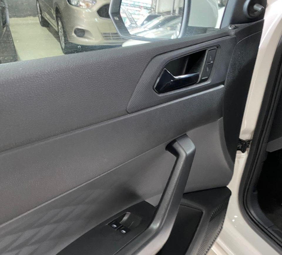Volkswagen Polo Branco