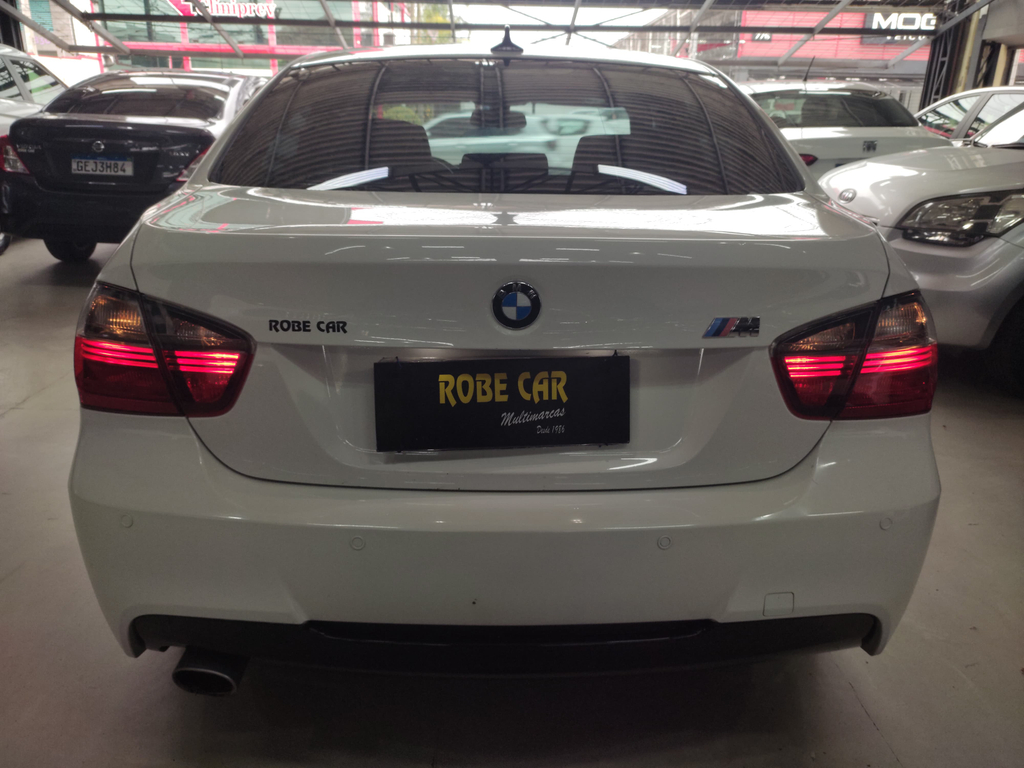 BMW 320iA Branco