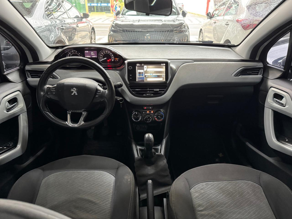 Peugeot 208 Branco