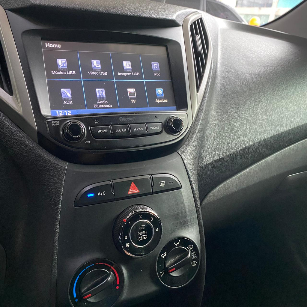 Hyundai HB20S Preto