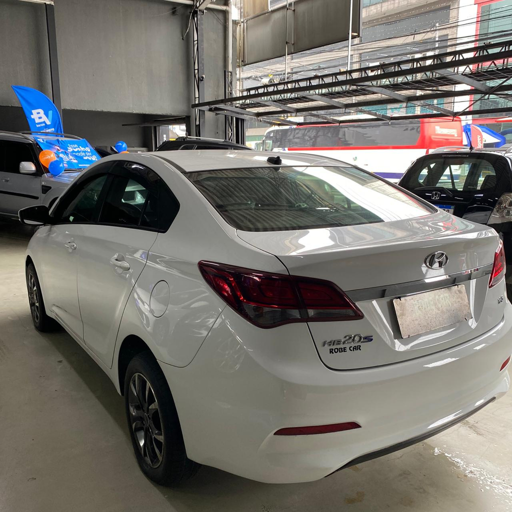Hyundai HB20S Preto