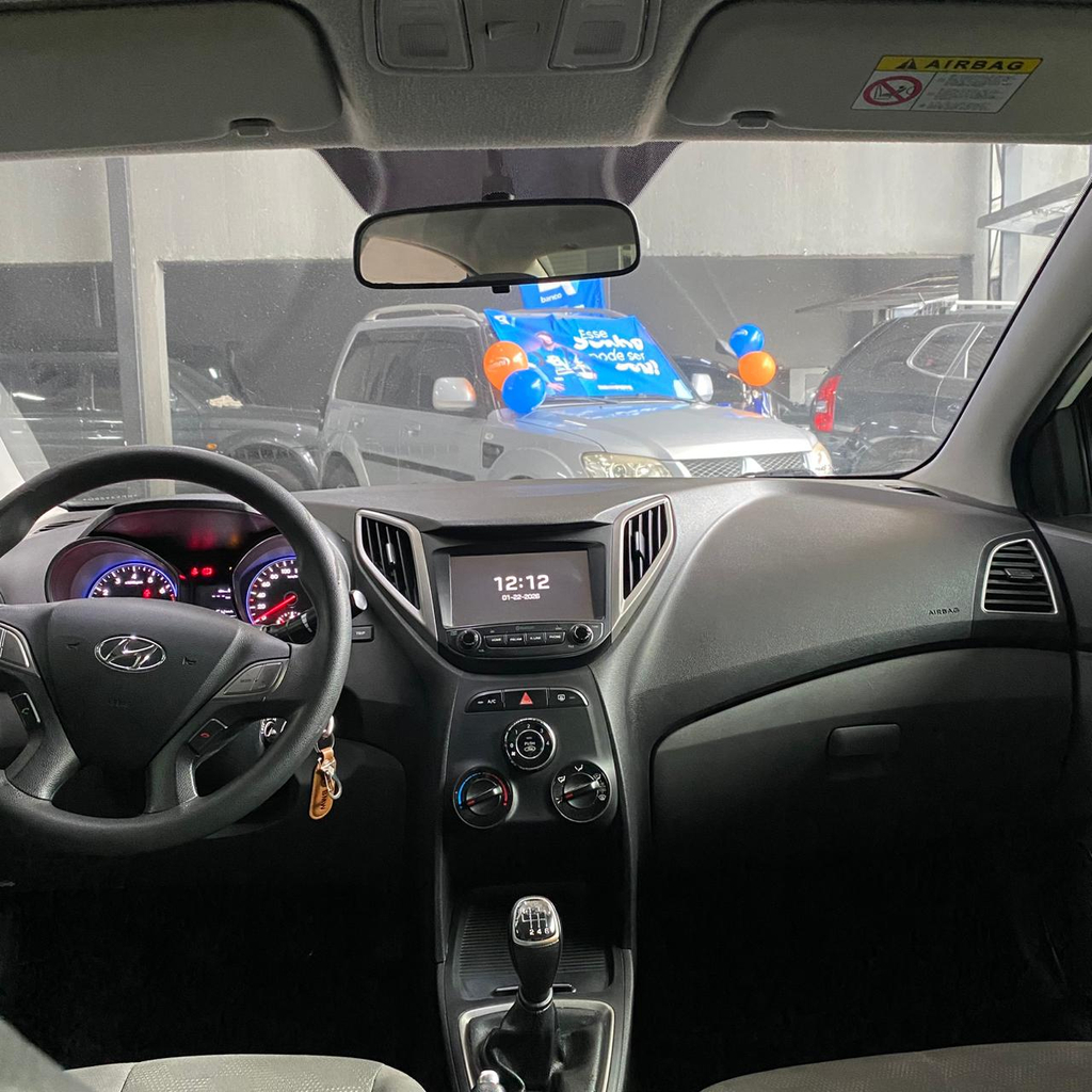 Hyundai HB20S Preto