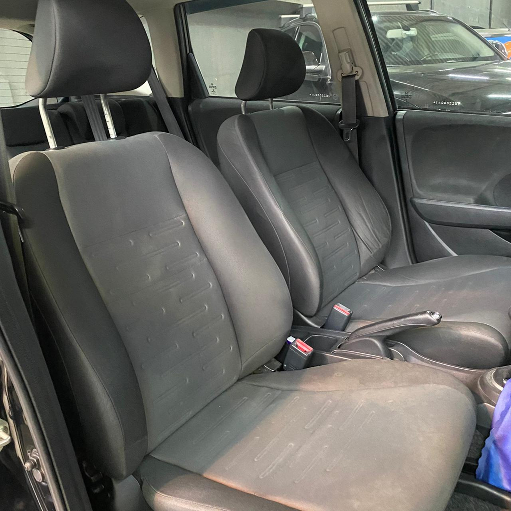 Honda Fit Preto
