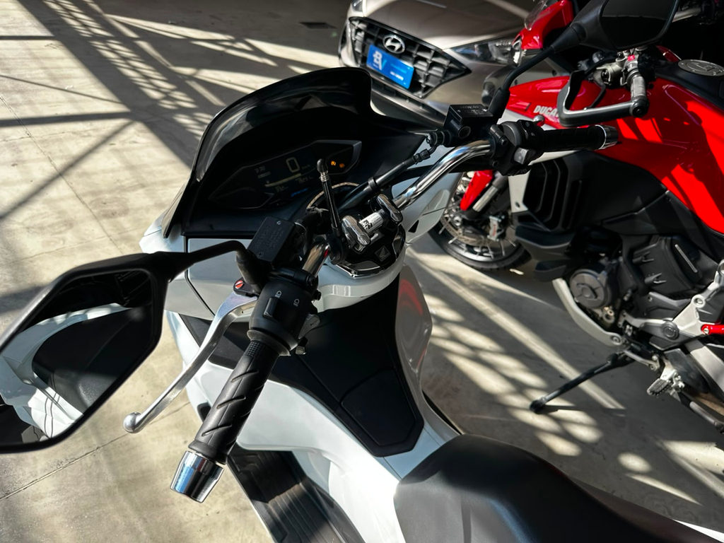 Honda PCX Branco