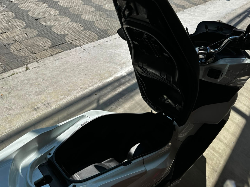 Honda PCX Branco