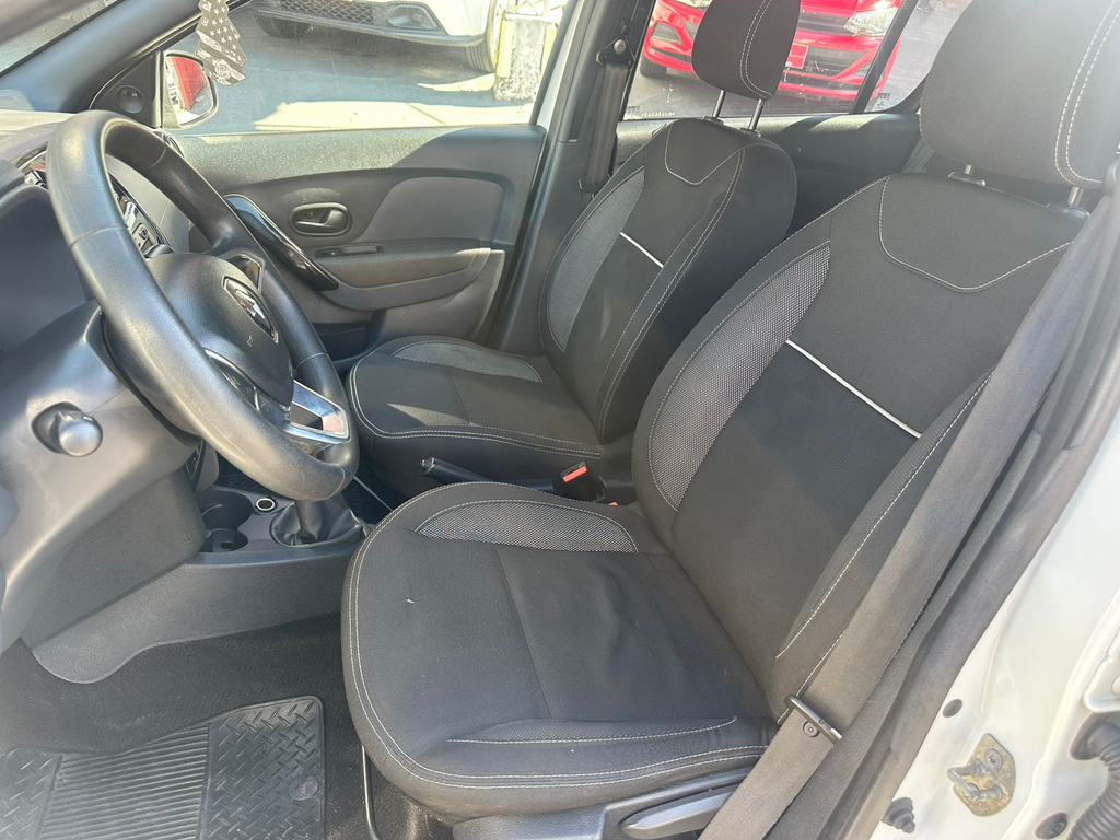 Renault Sandero Branco