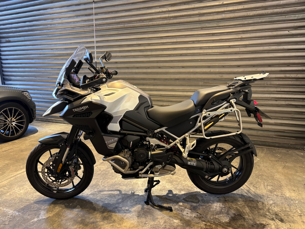 Triumph TIGER Branco