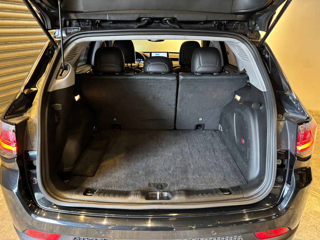 Jeep Compass Preto