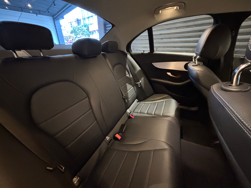 Mercedes Benz C-180 Branco