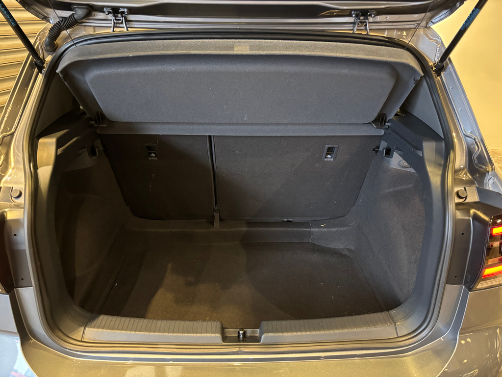 Volkswagen T-Cross Cinza